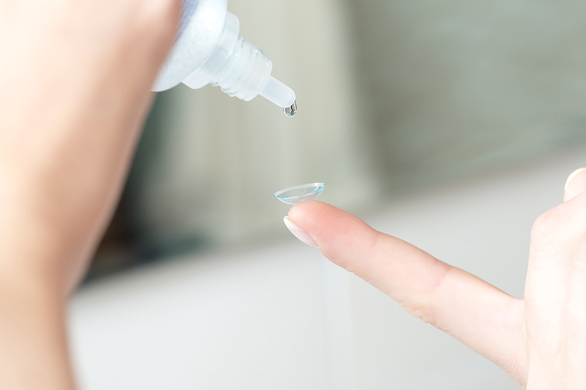 America’s Best Guide to Contact Lenses